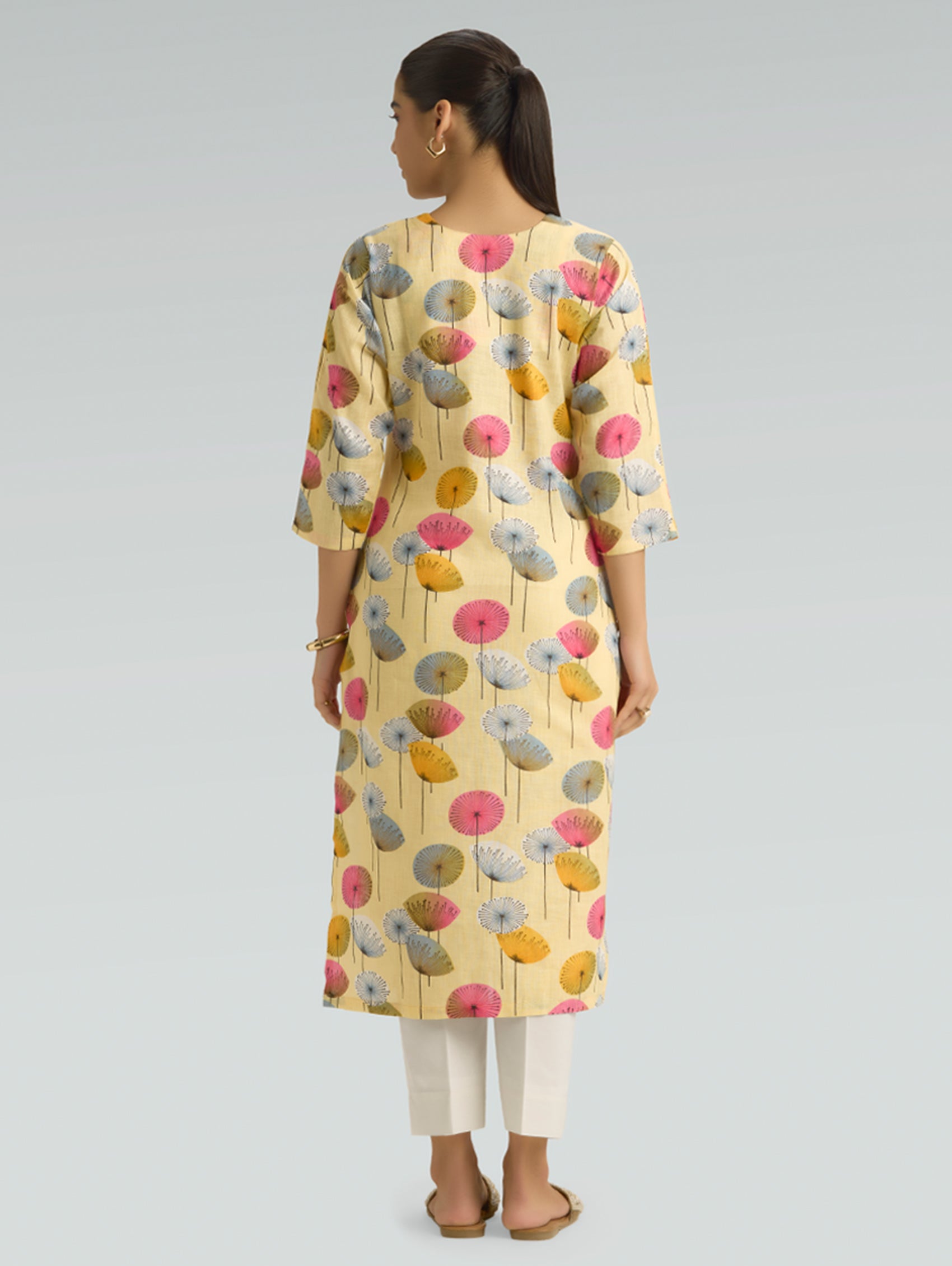 Women’s pale yellow floral printed cotton linen kurta back view