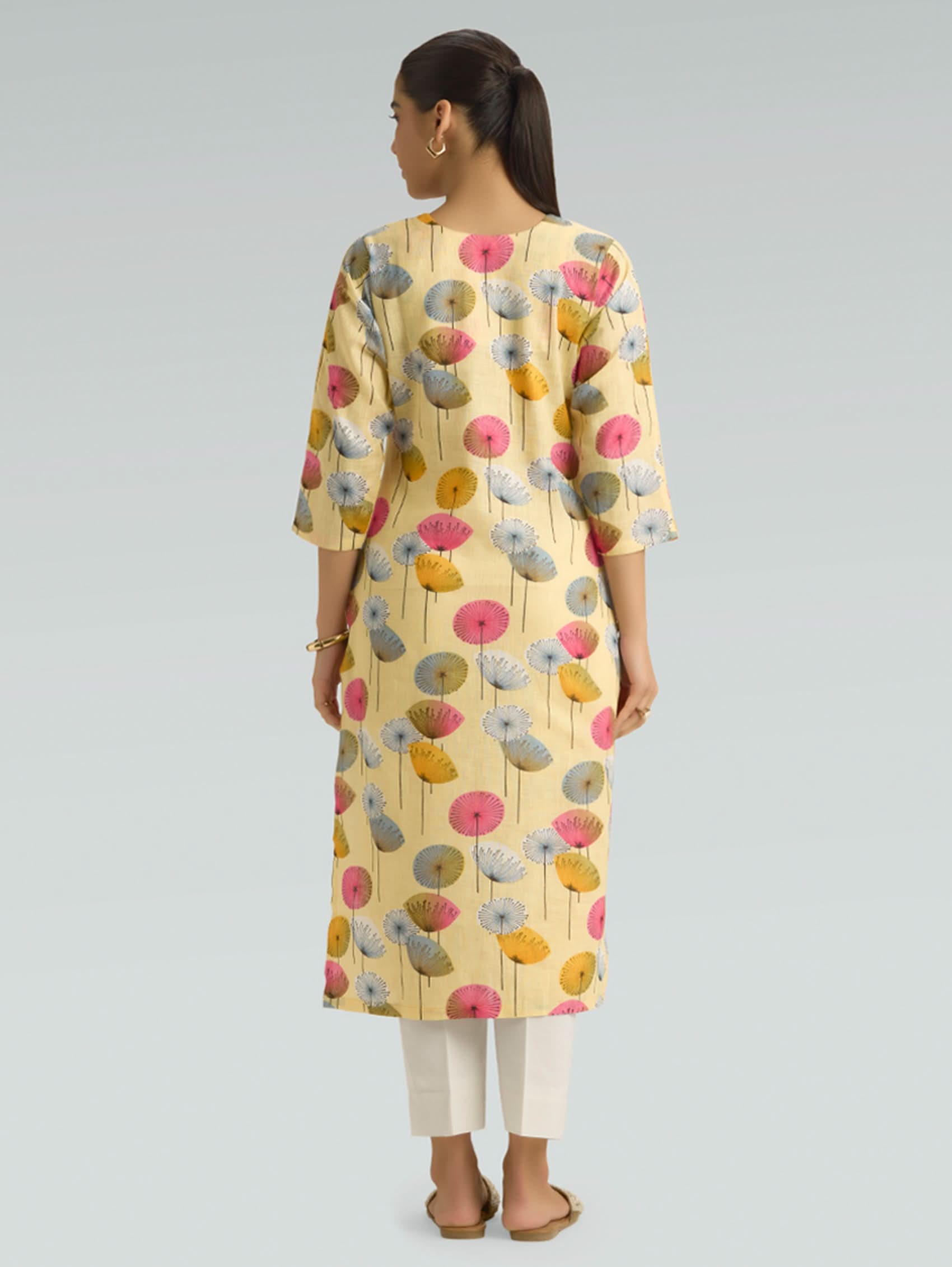 Women’s pale yellow floral printed cotton linen kurta back view