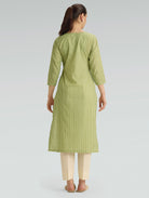 Plus size green printed cotton linen kurta — back view showing straight fit and side slits