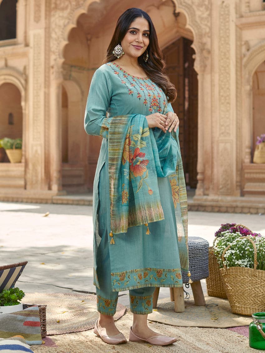 Women cotton store suit